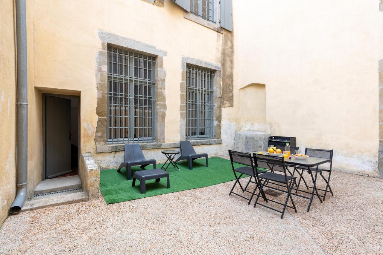 Superbe Appartement Avec Cour Dans La Bastide Carcassonne Luaran gambar
